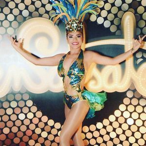 Meet your Posher, Laura